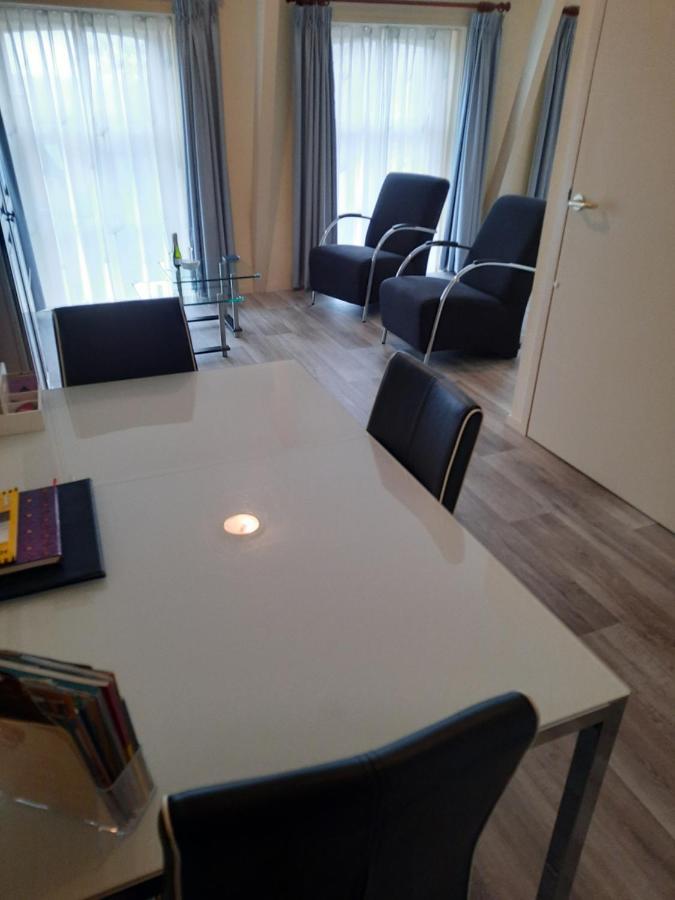Logement 'De Witte Klok' Oude Bildtzijl Exteriér fotografie