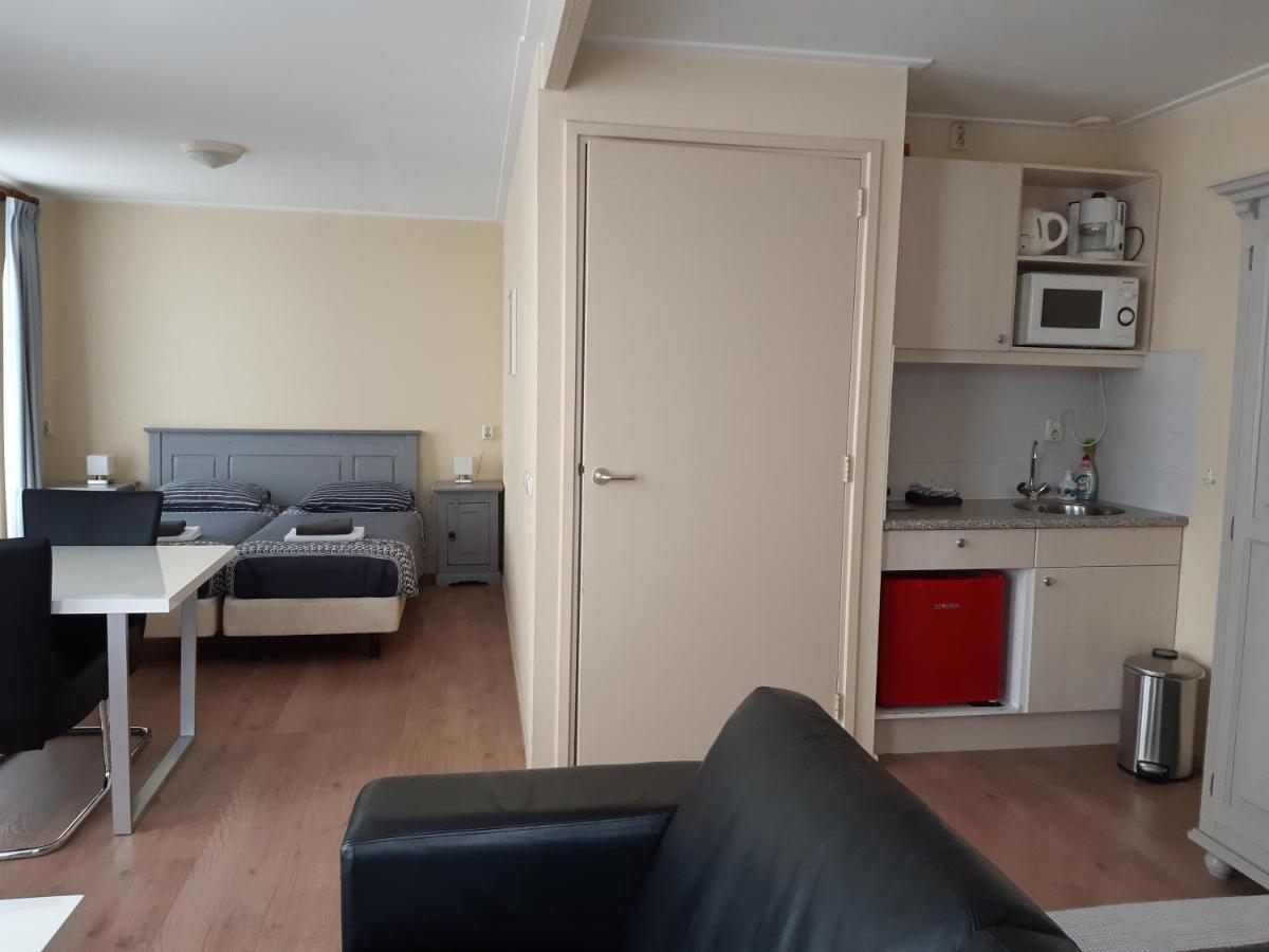 Logement 'De Witte Klok' Oude Bildtzijl Exteriér fotografie