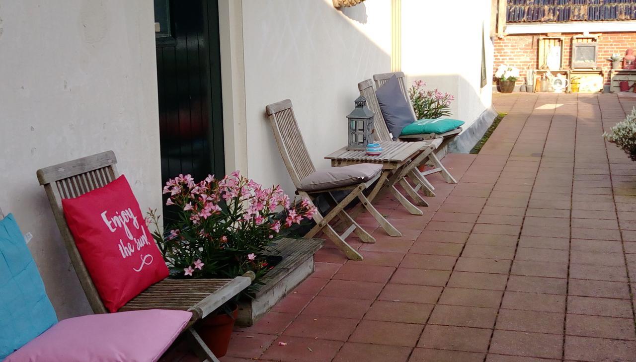 Logement 'De Witte Klok' Oude Bildtzijl Exteriér fotografie